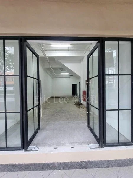 Other Retail for Rent: 223 Lavender Street - Image 2