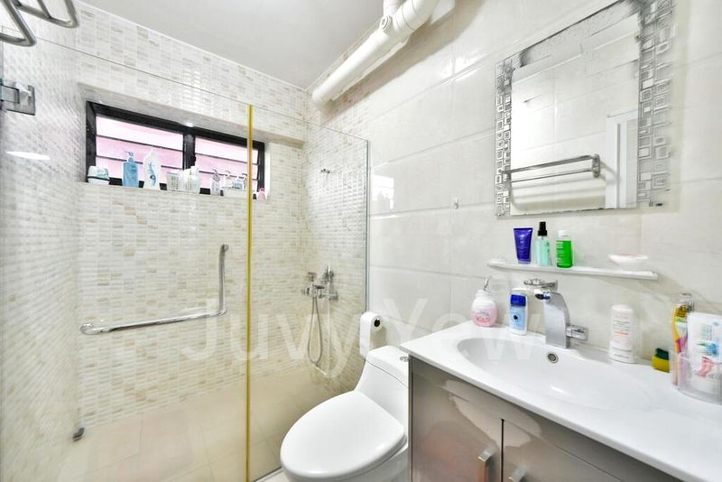 5 Room (5I) HDB for Rent in  453 Sin Ming Avenue - Image 4