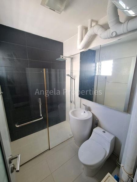 4 Room (4A) HDB for Rent in  283 Tampines Street 22 - Image 4