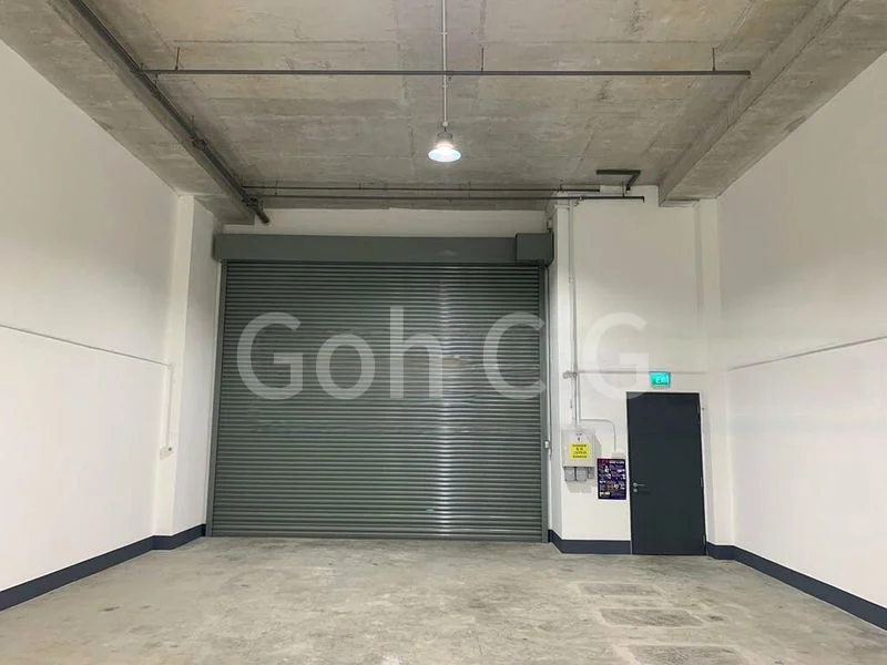 Light Industrial (B1) for Rent: Nordcom II - Image 4