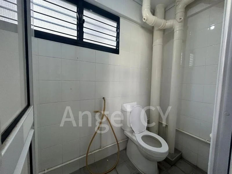 4 Room (4A) HDB for Rent in  605 Yishun Street 61 - Image 5