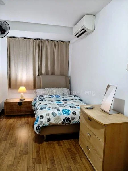 Common Room (Condo) for Rent in  Cascadale - Image 1