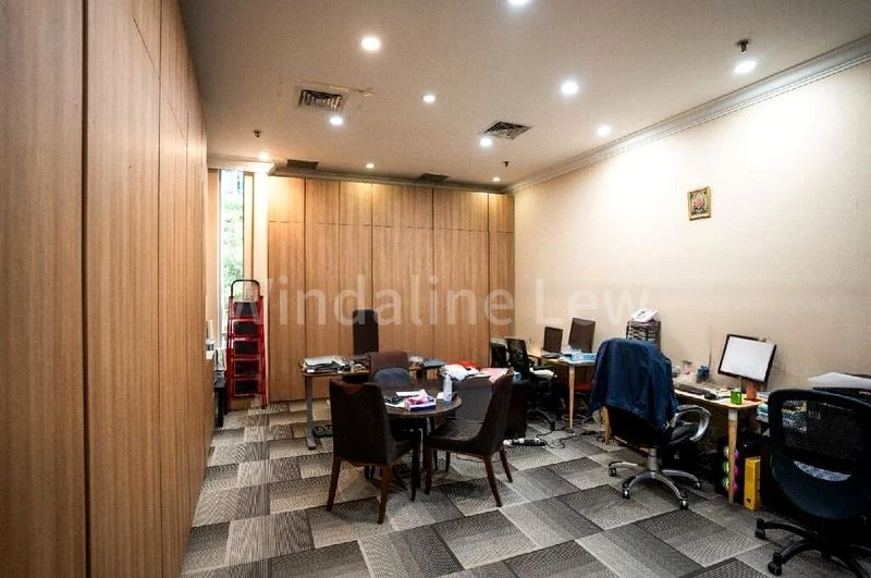 Office for Sale in  High Street Plaza - Image 1