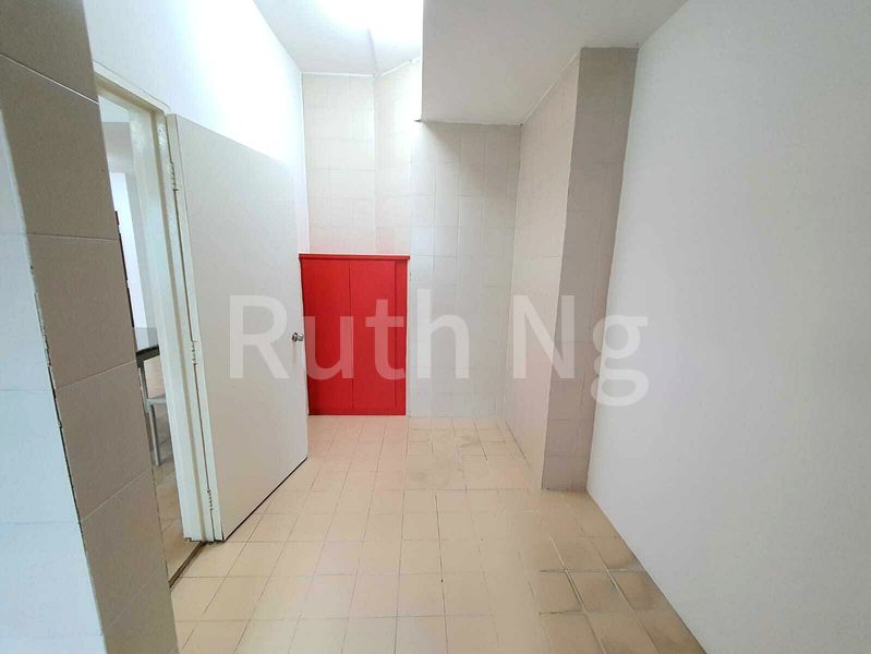 3 Bed Apartment (Condo) for Rent in  336 River Valley - Image 6