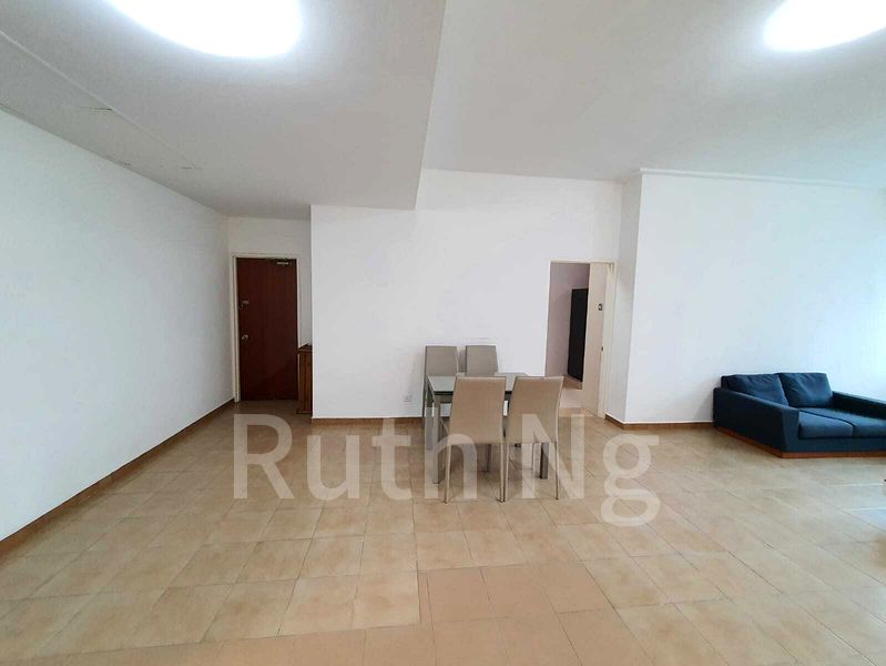 3 Bed Apartment (Condo) for Rent in  336 River Valley - Image 2