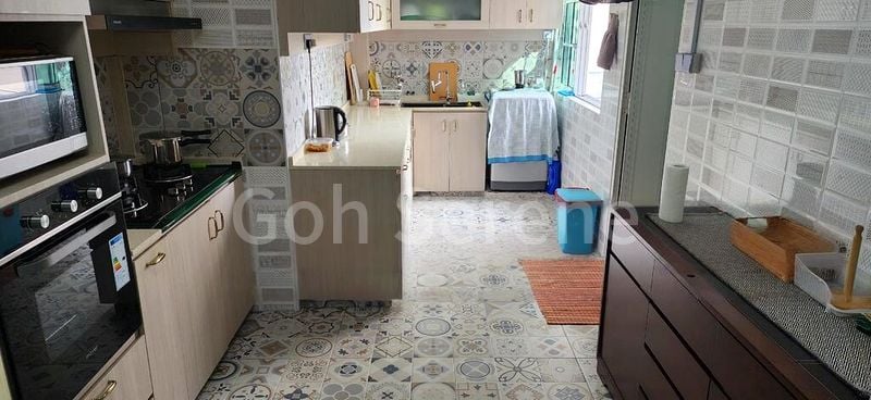 Executive HDB for Sale in  544 Pasir Ris Street 51 - Image 6