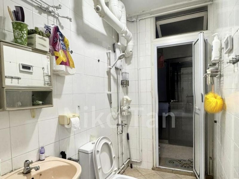 Common Room (HDB) for Rent in  288F Bukit Batok Street 25 - Image 3