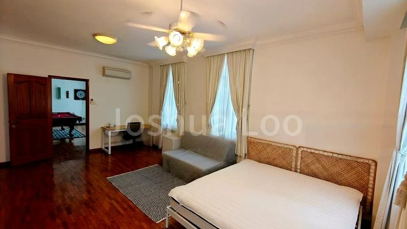 6 Bed Corner Terrace (Landed) for Sale in  Beechwood Grove - Image 19