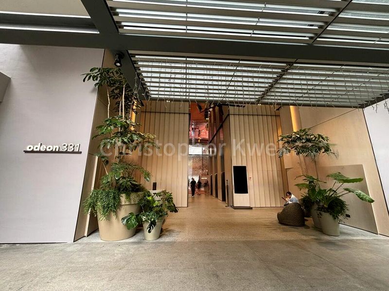 Office for Rent: Odeon Towers - Image 9