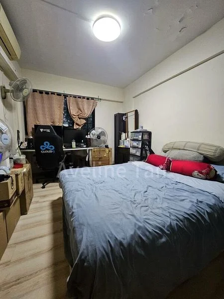 Common Room (HDB) for Rent in  319 Bukit Batok Street 33 - Image 2