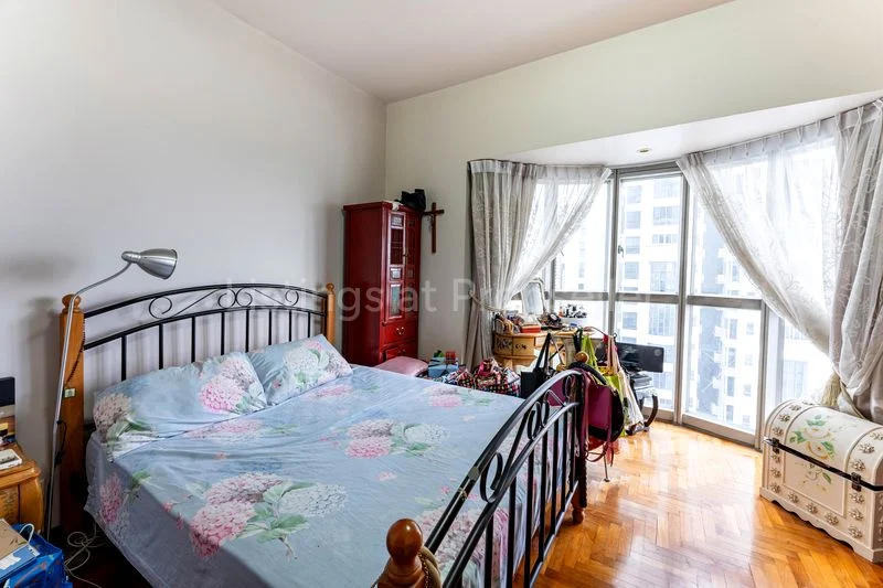 2 Bed Condo for Sale in The Bayshore - Image 5