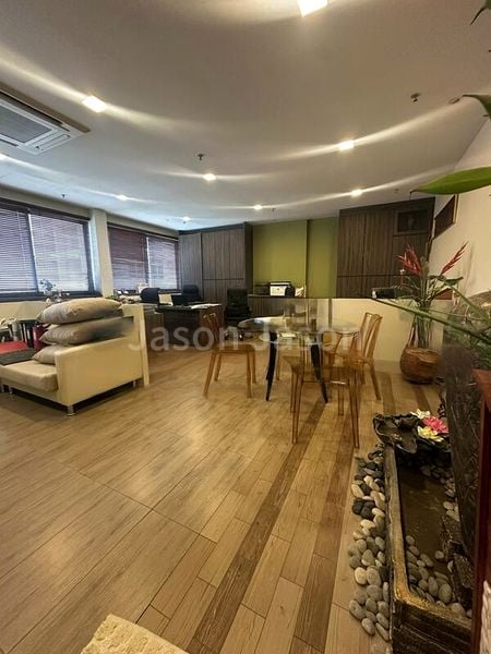 Office for Sale: Balmoral Plaza - Image 4