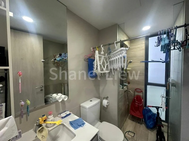 3 Bed Condo for Rent in  J Gateway - Image 7