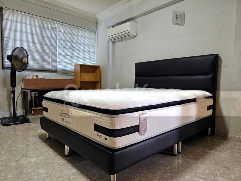 5 Room (5I) HDB for Rent in  51 Lengkok Bahru - Image 1