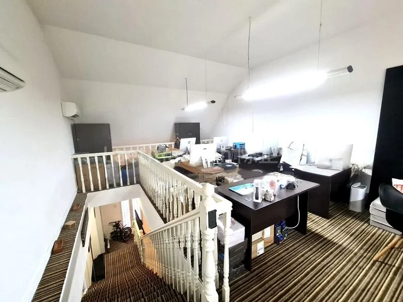 Office for Rent: 258 Middle Road - Image 3