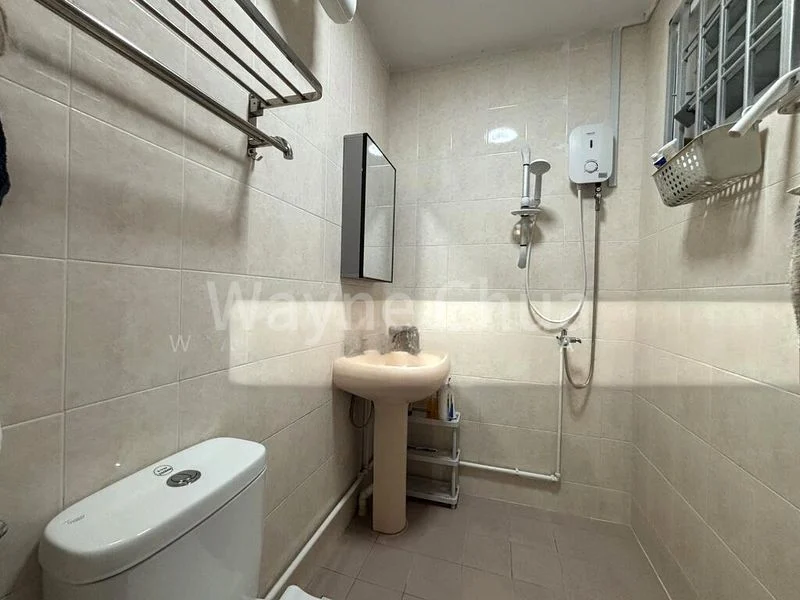 Common Room (HDB) for Rent in  510 Hougang Avenue 10 - Image 8