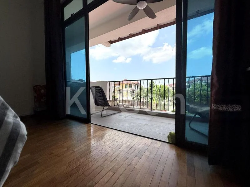 6 Bed Terraced House (Landed) for Sale in  Pasir Ris Beach Park - Image 9