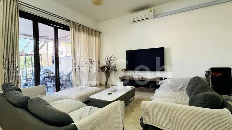 6 Bed Terraced House (Landed) for Sale in  Pasir Ris Beach Park - Image 11