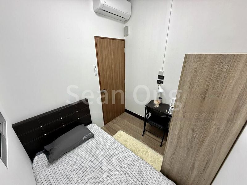 Room (Condo) for Rent in  Tanglin View - Image 16