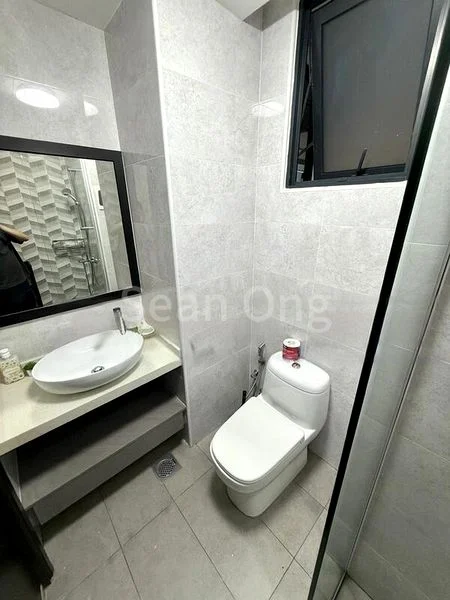 Room (Condo) for Rent in  Tanglin View - Image 11