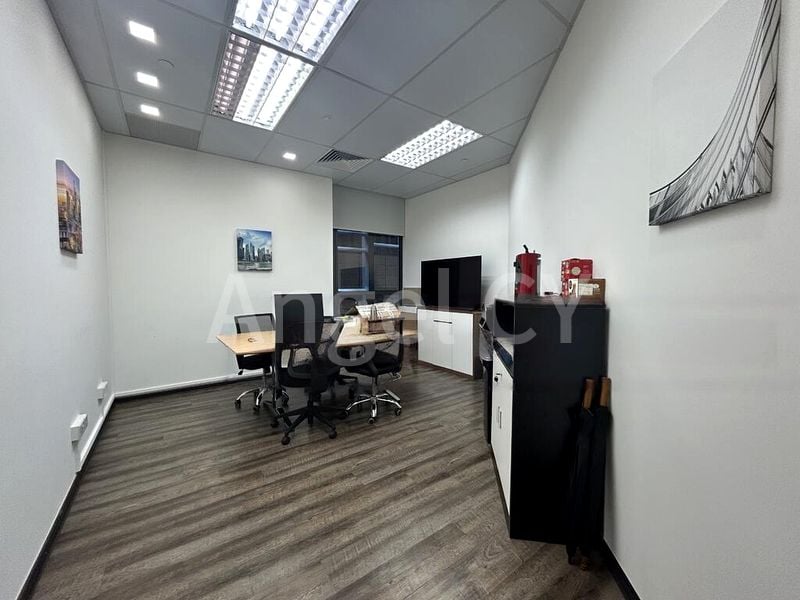 Office for Sale: Plus, 1,200 Sq Ft Shop on Main Street, Complex - Image 2