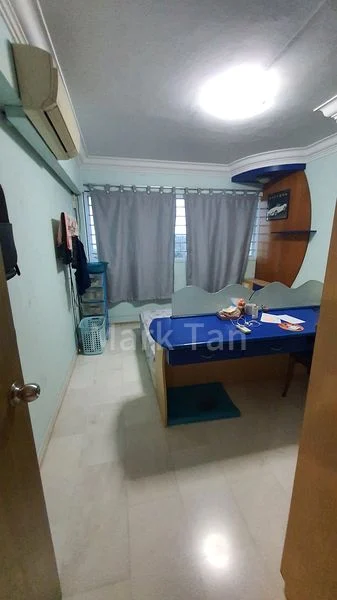 Common Room (HDB) for Rent in 714 Ang Mo Kio Avenue 6 - Image 1