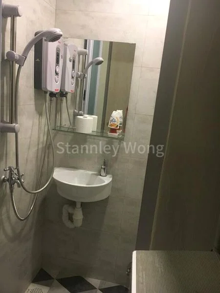 Master Room (Condo) for Rent in  Simsville - Image 6