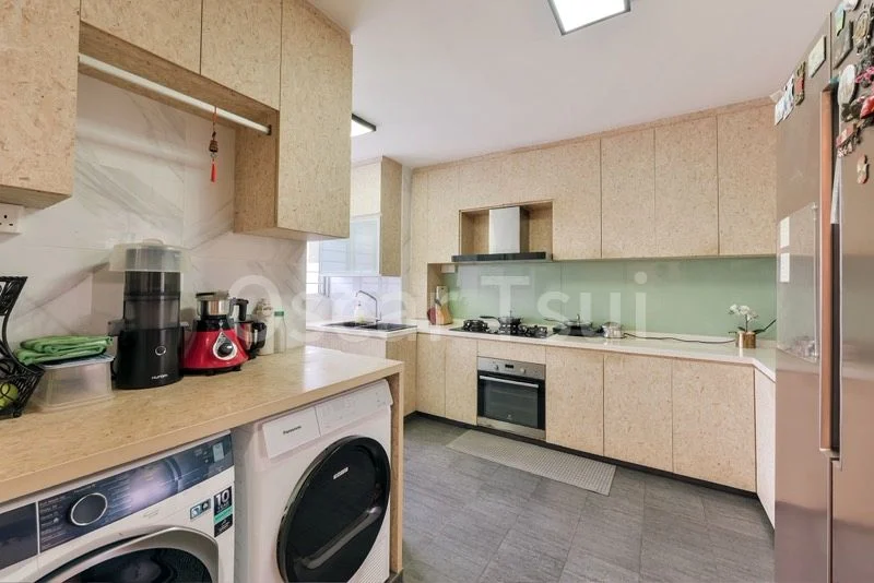 Maisonette HDB for Sale in  167 Bedok South Avenue 3 - Image 5