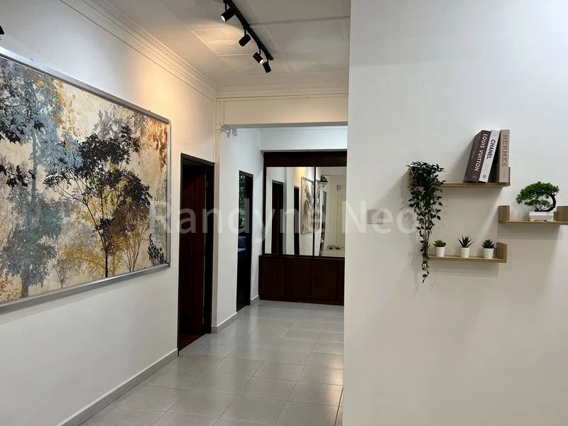 Master Room (Condo) for Rent in  Kum Hing Court - Image 6