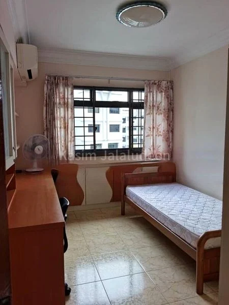 5 Room (HDB) for Rent in  660D Jurong West Street 64 - Image 4