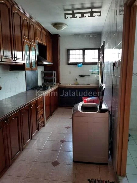 5 Room (HDB) for Rent in  660D Jurong West Street 64 - Image 2