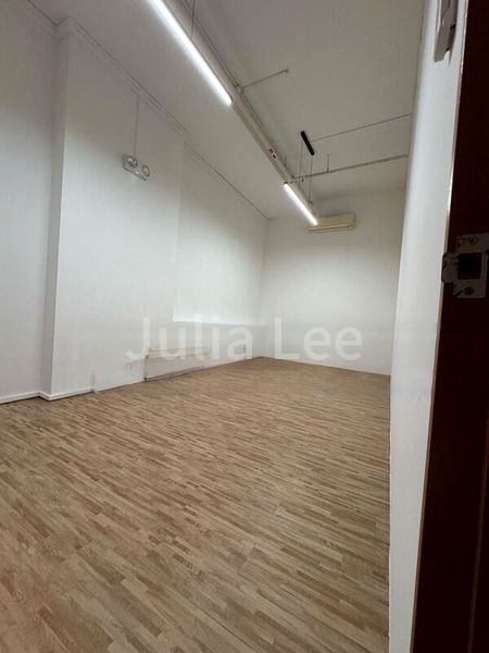 Light Industrial (B1) for Rent: One Commonwealth - Image 3