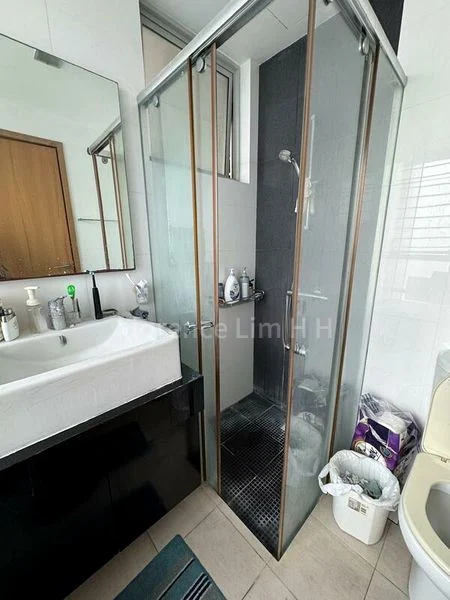 3 Bed Condo for Rent in  Deng Fu Ville - Image 7