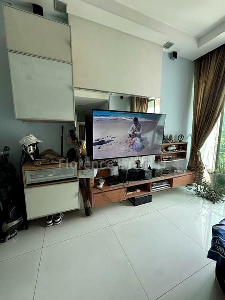 3 Bed Condo for Rent in  Deng Fu Ville - Image 1