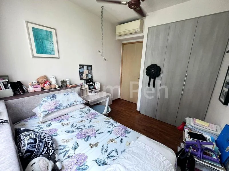 3 Bed Executive Condo for Rent in Esparina Residences - Image 5
