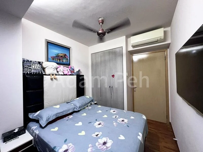 3 Bed Executive Condo for Rent in Esparina Residences - Image 4