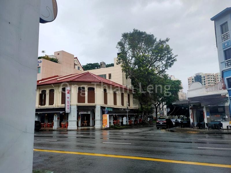 Office for Sale: Oriental Venture Building - Image 2