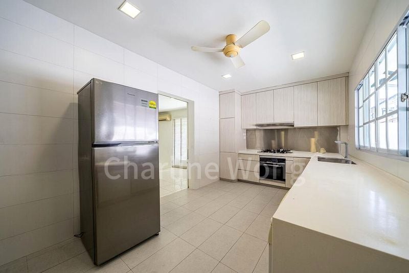 3 Bed Corner Terrace (Landed) for Rent in  Regent Villas - Image 9