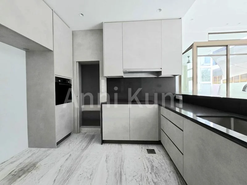 5 Bed Bungalow (Landed) for Rent in  Bournemouth Road - Image 5