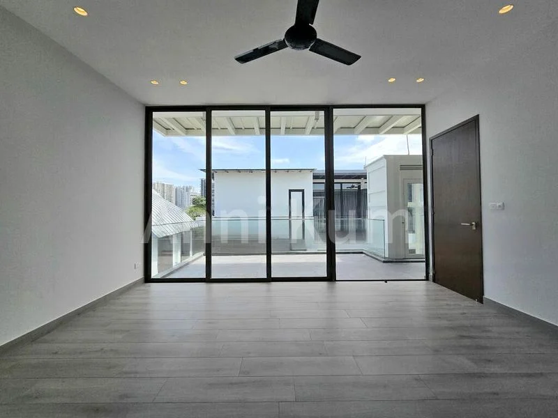 5 Bed Bungalow (Landed) for Rent in  Bournemouth Road - Image 1