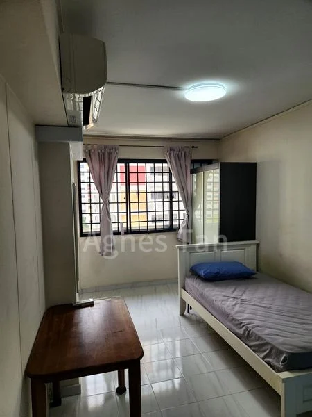 Common Room (HDB) for Rent in 422 Serangoon Central - Image 3