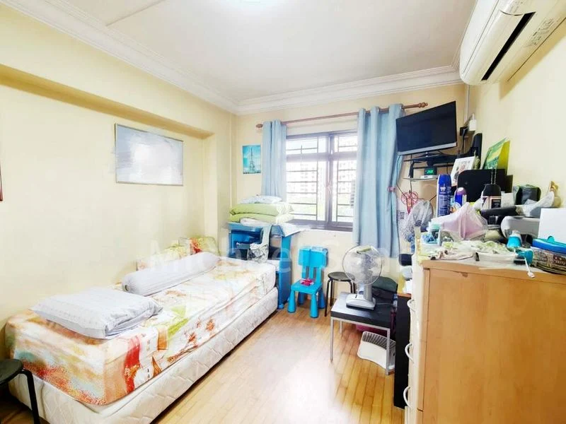5 Room (5I) HDB for Sale in  203E Compassvale Road - Image 3