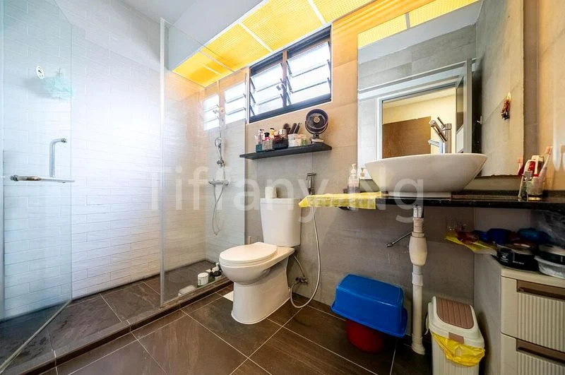 5 Room (5A) HDB for Sale in  122B Edgedale Plains - Image 2