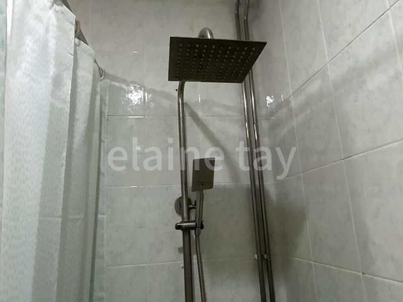 Common Room (Condo) for Rent in  Palm Lodge - Image 5