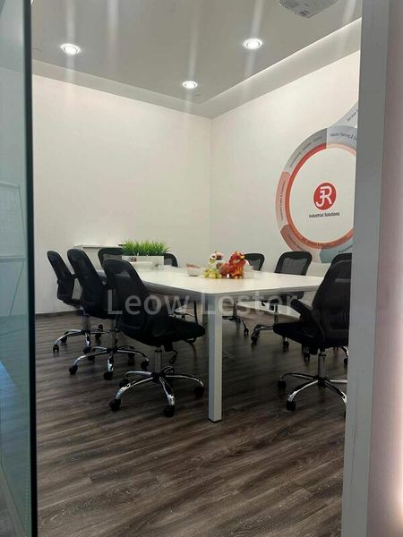 Light Industrial (B1) for Rent: 5m high church, office, training center, or childcare use @ Pasir pajung - Image 3