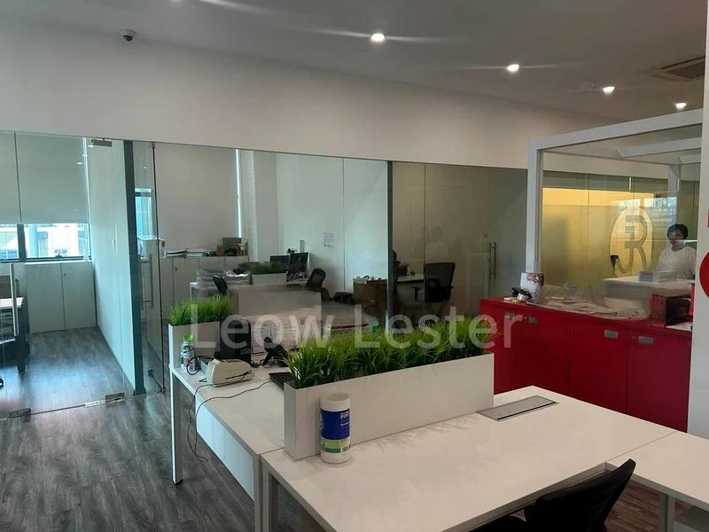 Light Industrial (B1) for Rent: 5m high church, office, training center, or childcare use @ Pasir pajung - Image 4