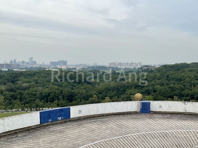 Factory / Workshop (B2) for Sale in Eldix - Image 2