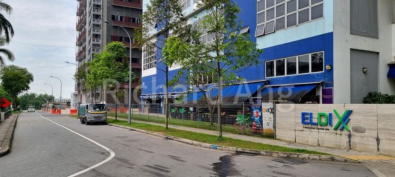 Factory / Workshop (B2) for Sale in Eldix - Image 8