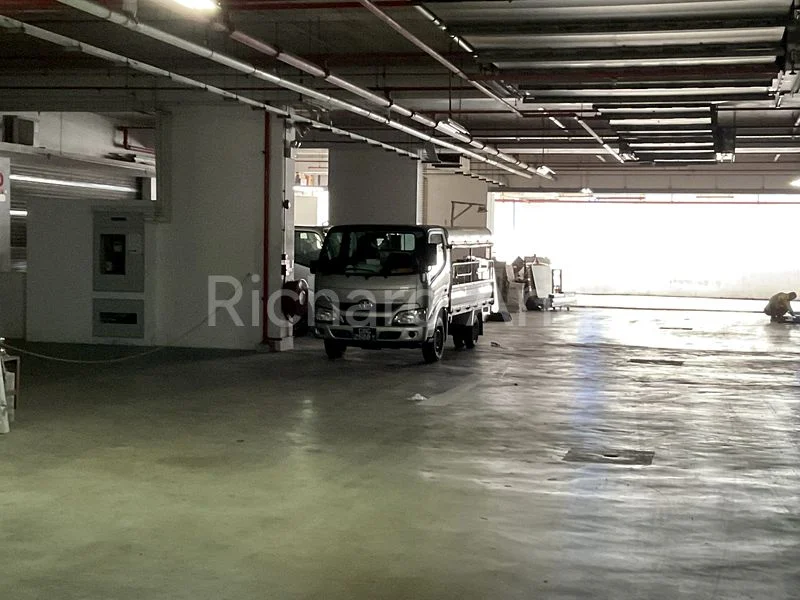 Factory / Workshop (B2) for Sale in Eldix - Image 5