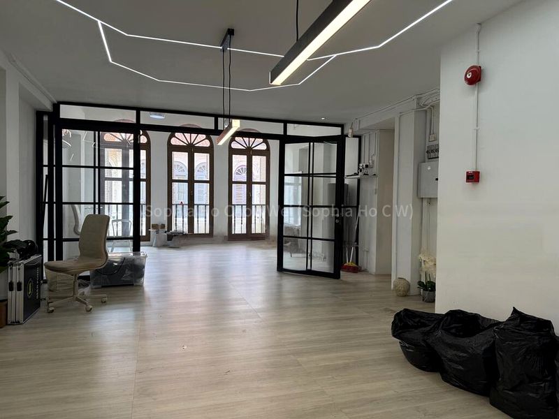 Office for Rent: Shophouse near Bugis MRT! Fully renovated with a meeting room! - Image 11